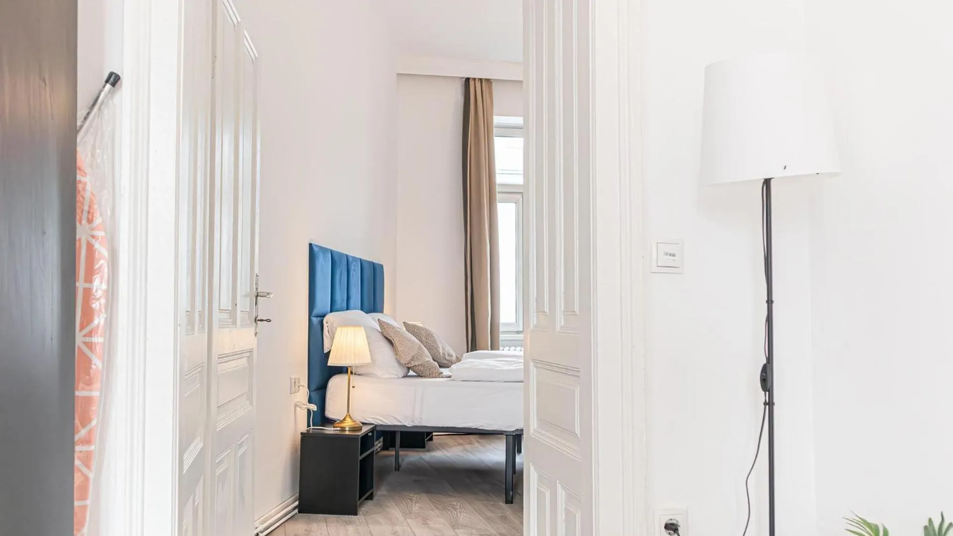Apartment Convenient 2Br Apt. Near U6 Station Am Schoepfwerk Vienna
